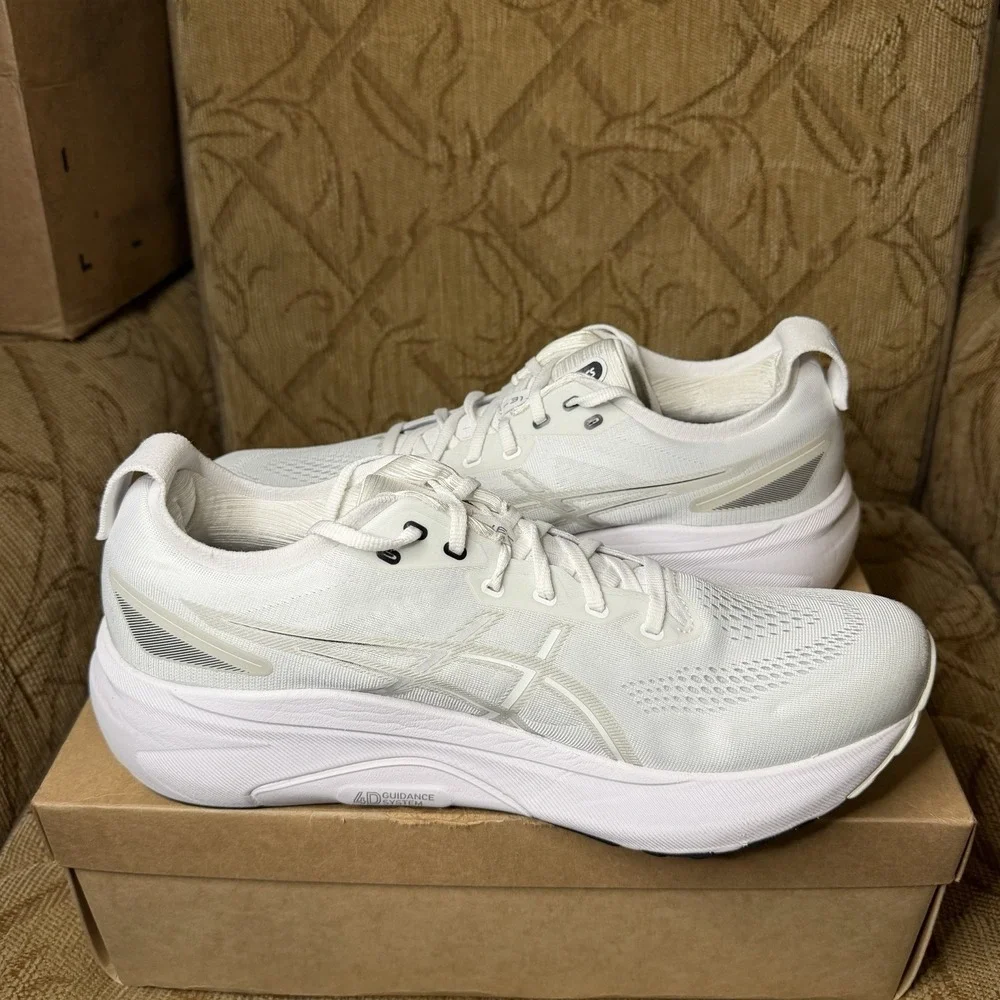ASICS Gel-Kayano 31 White Grey 1011B867 Men's Size 12.5 Running Shoes